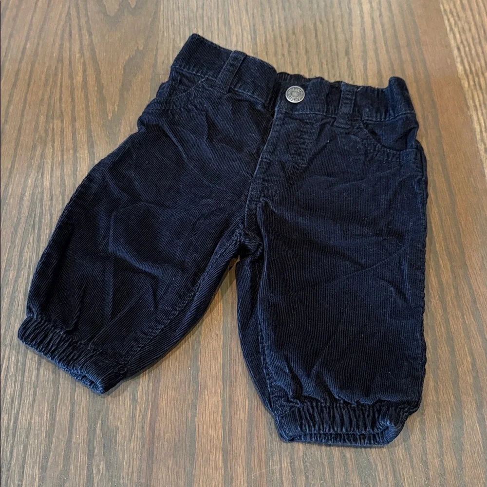 Carter’s 2-Piece Sweater & Corduroy Pant Set | 3M